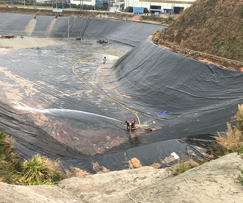 潞城废水池清理